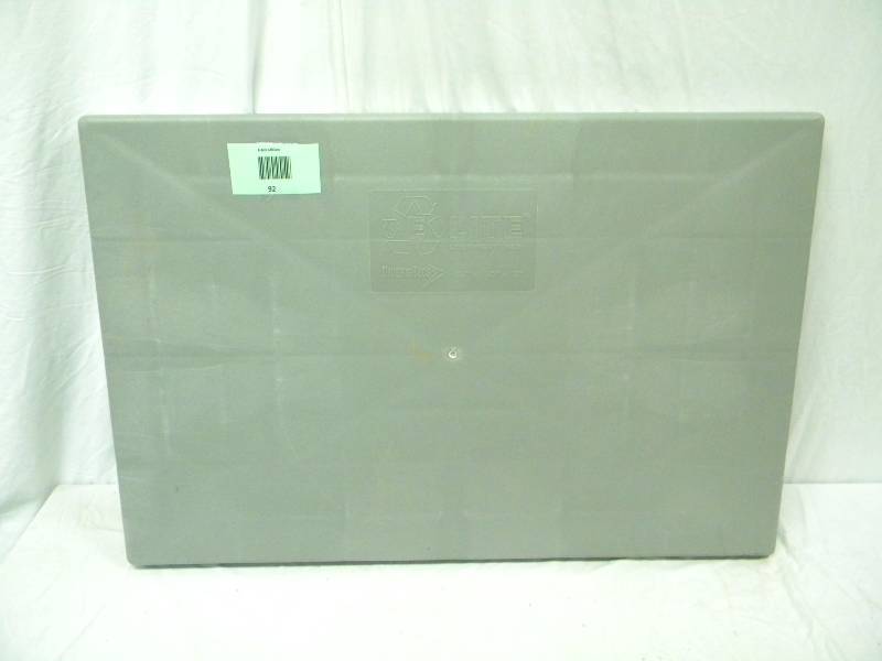 lot 92 image: Equipment Pad