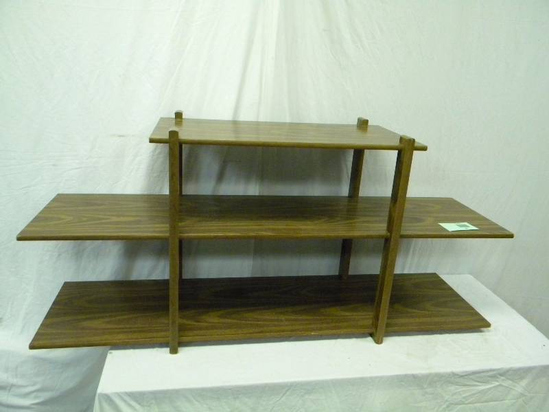 lot 99 image: Entertainment Stand