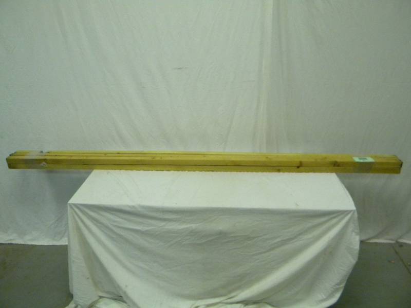 lot 124 image: Lumber 2 X 2