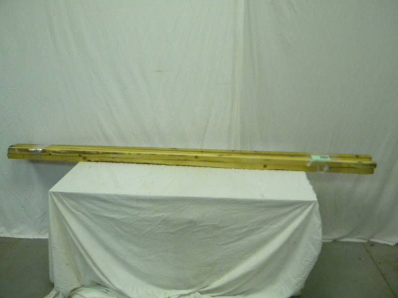 lot 125 image: Lumber 2 X 2
