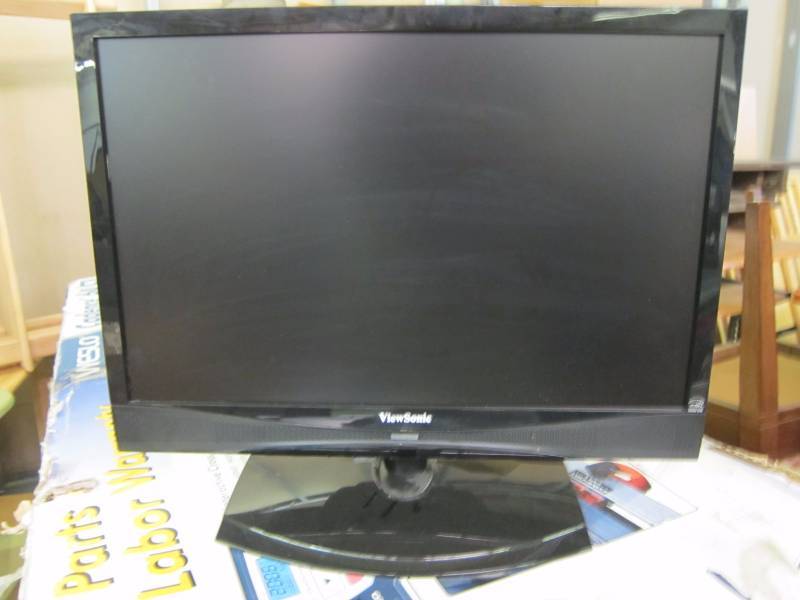 Flat-Screen TV