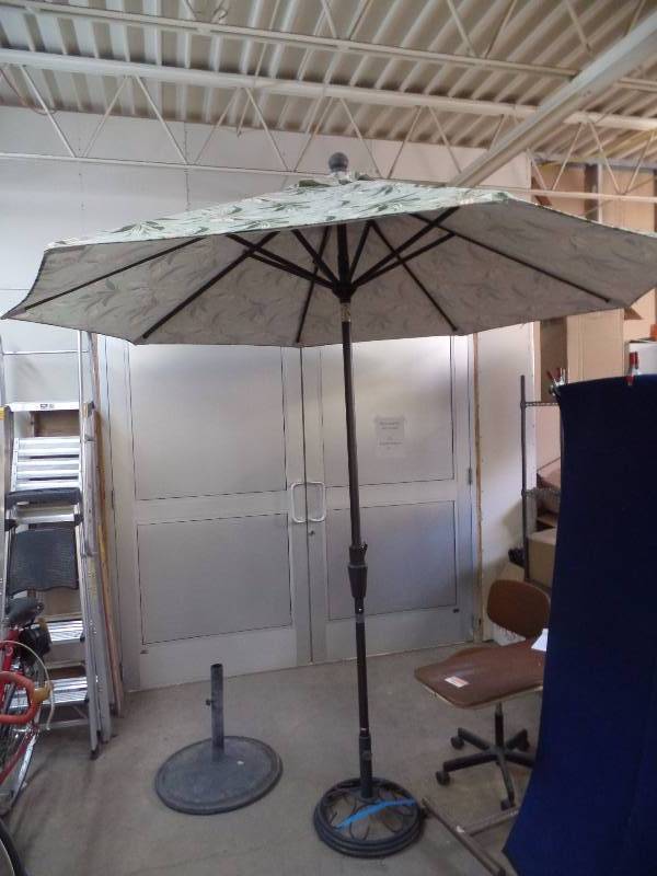 Patio Umbrella & Umbrella Stand