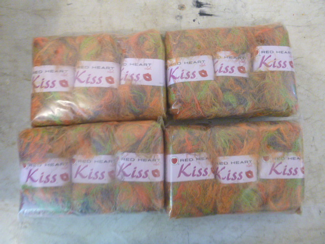 4 Packs of Kiss Red Heart Yarn