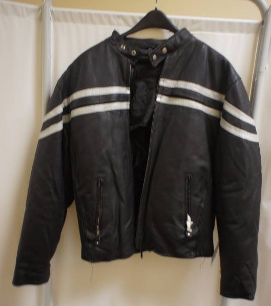 lot 5 image: USA Bikers Dream Apparel Leather Jacket