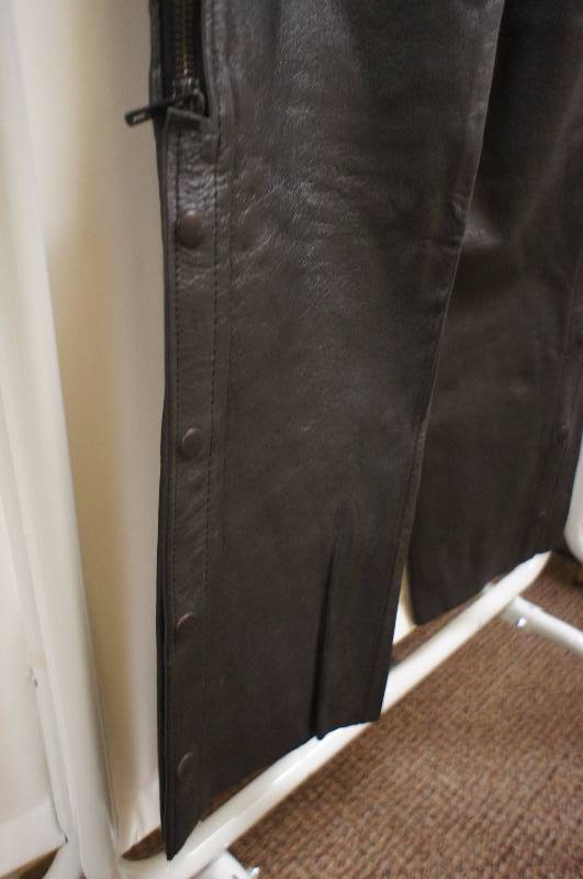 lot 36 image: Unik Leather Apparel Pants