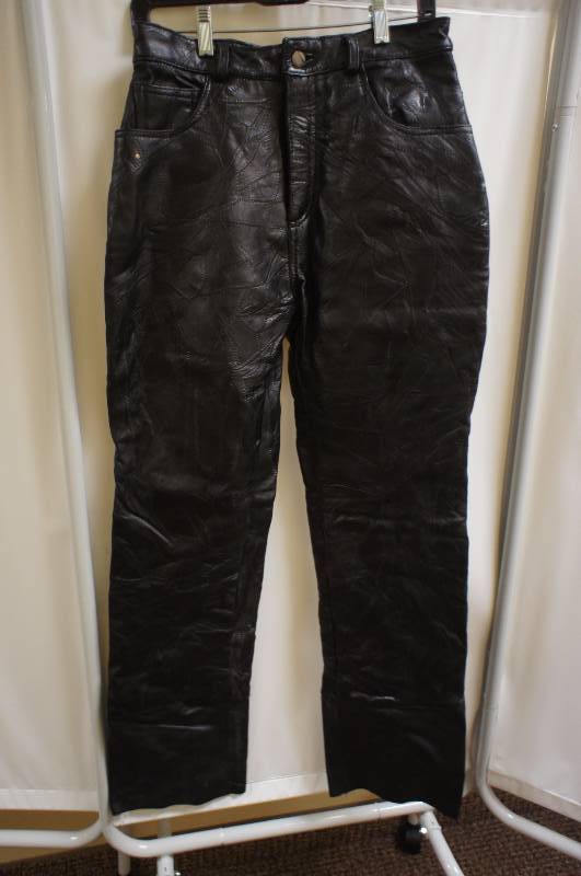 lot 37 image: Italian Stone Design Genuine Leather Pants