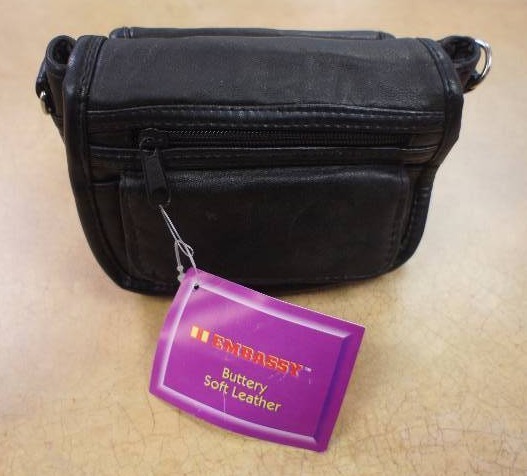 lot 39 image: Embassy Genuine Leather Mini Purs