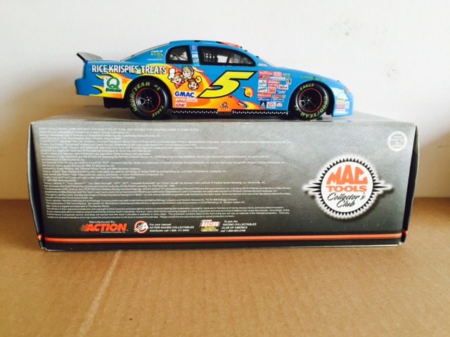 lot 6 image: TERRY LABONTE 1999 MAC TOOLS 124 NASCAR