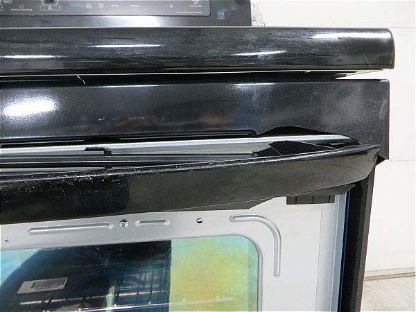 LG Electric Stove