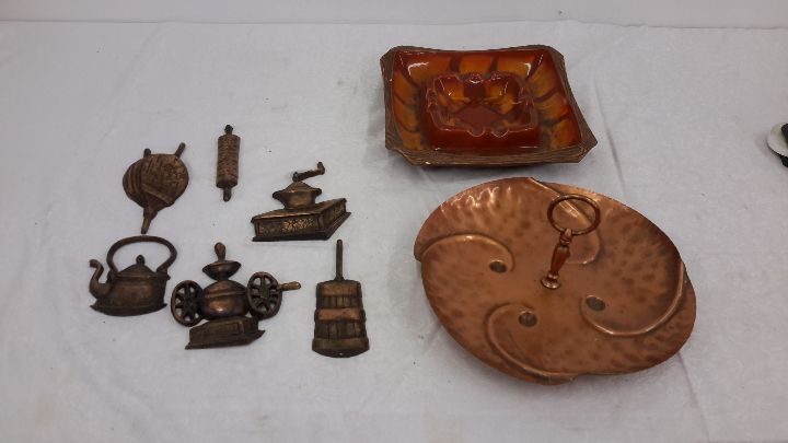 lot 12 image: Kitchen wall dcor, copper dish, ashtray