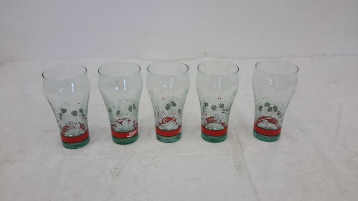 lot 29 image: coke Christmas glasses