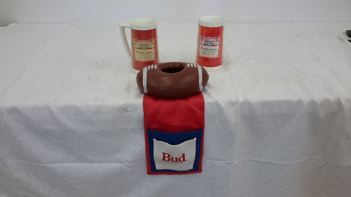 lot 43 image: Budweiser cup holder, mugs