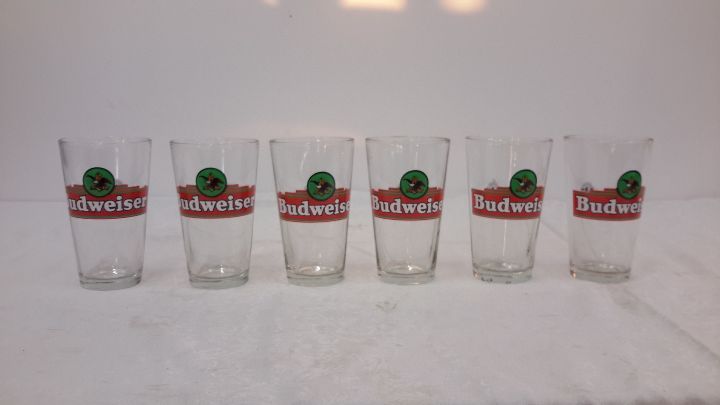 lot 51 image: Budweiser glasses