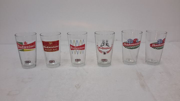 lot 52 image: Budweiser glasses