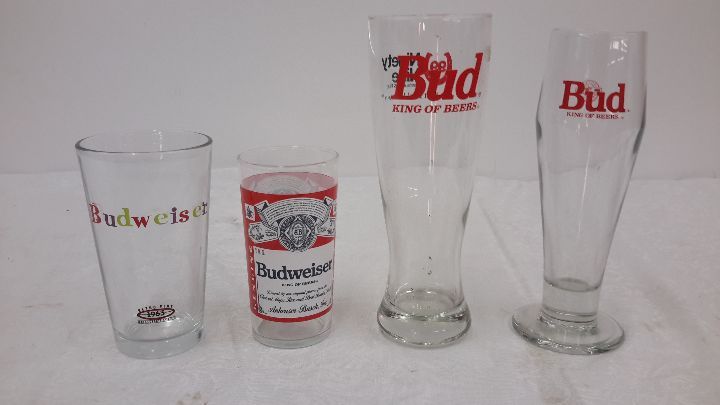 lot 53 image: Budweiser glasses