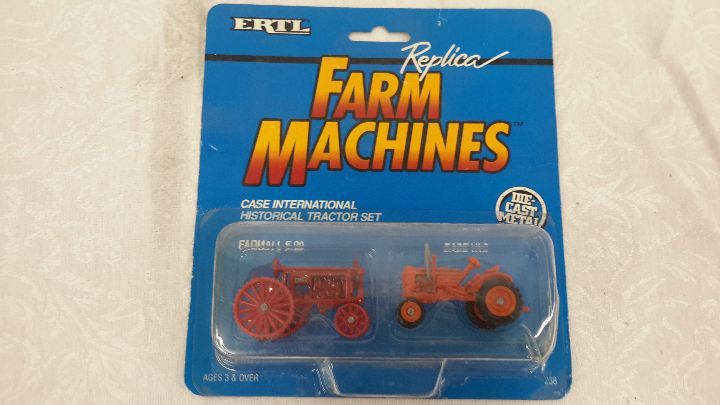 lot 116 image: Case International Historical Tractor Set