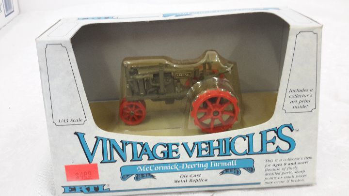 lot 122 image: McCormick-Deering Farmall