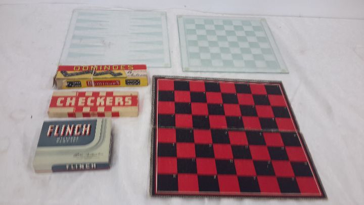 lot 141 image: Vintage games
