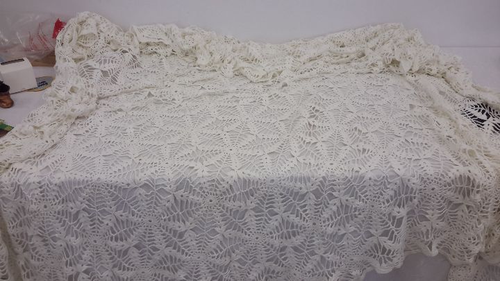 lot 161 image: throw