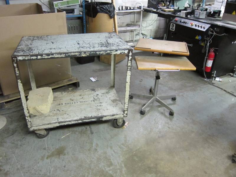 lot 30 image: Rolling Cart & Computer Table