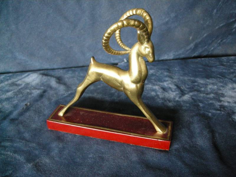 lot 38 image: Brass impala figurine
