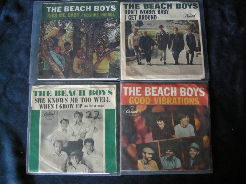 lot 73 image: The Beach Boys 45s records