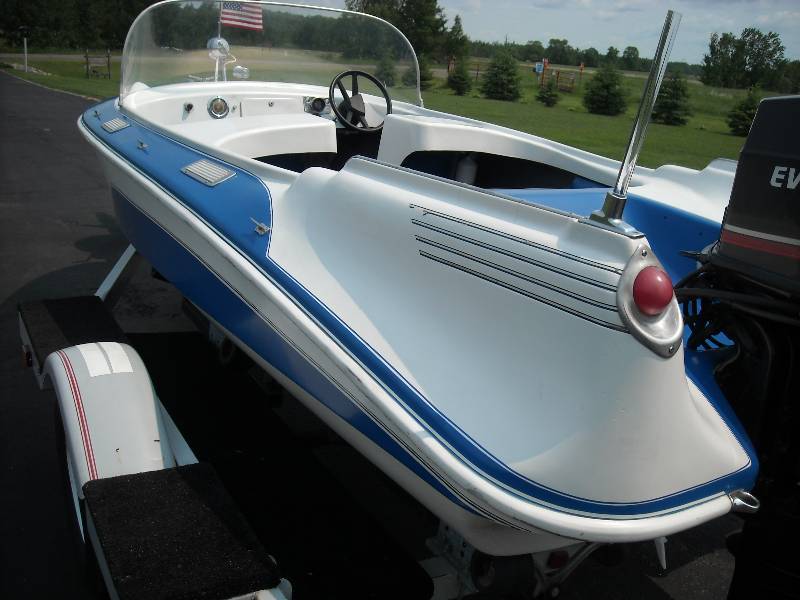 1958 Larson Boat | Fivestar Auction #143 | K-BID