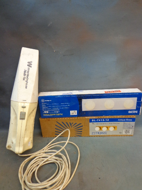 lot 58 image: lighting