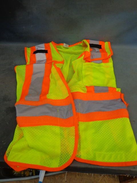 lot 74 image: safety vest and tool belt