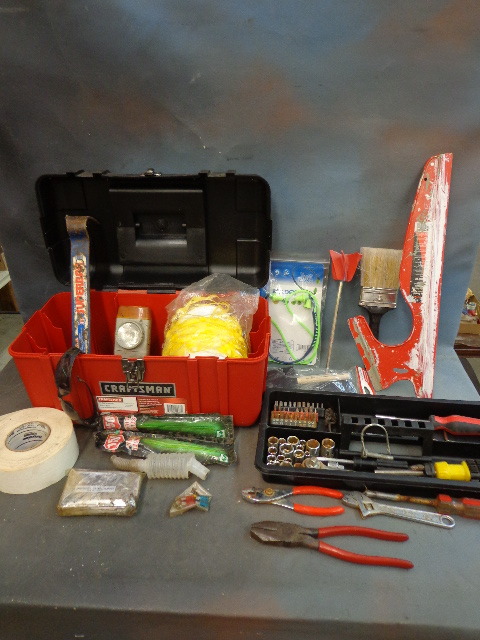 lot 96 image: Tool box