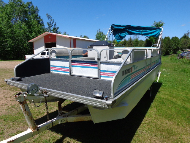 1993 Misty Harbor Pontoon | North Auctions- Pontoon, tools, van and ...