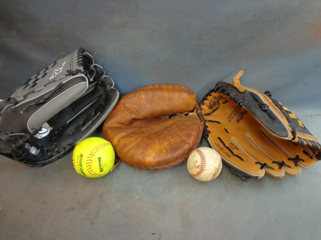lot 99 image: Baseball gloves