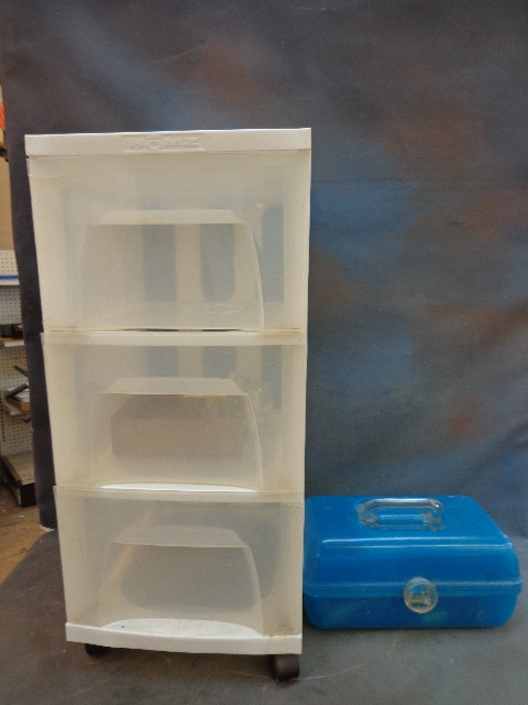 lot 116 image: Storage Drawers, hamper
