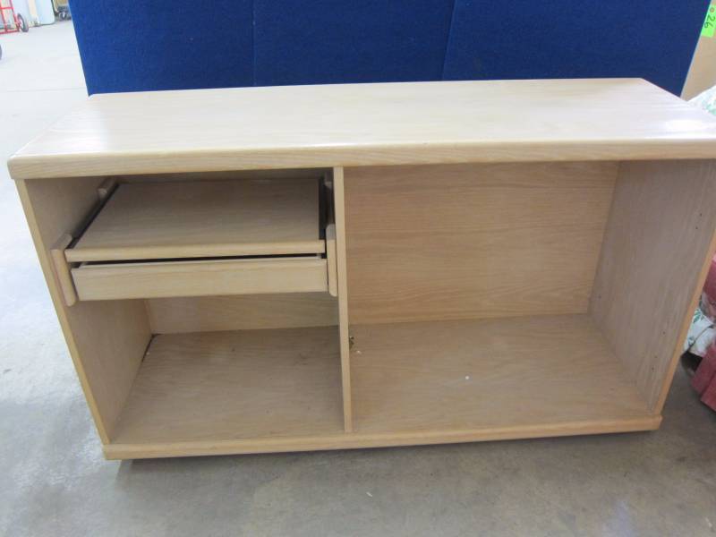 lot 9 image: Office Credenza