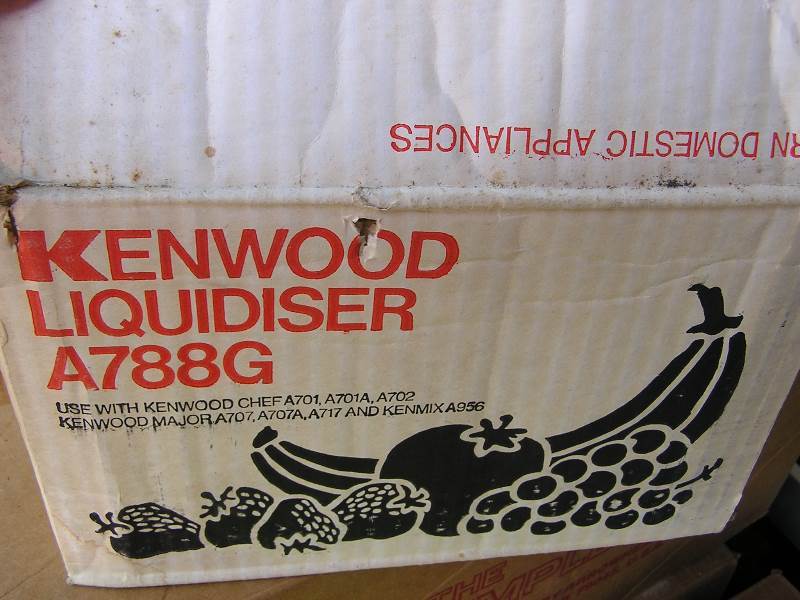 lot 39 image: KENWOOD MIXER ATTACHMENT LIQUIDIZER A788G