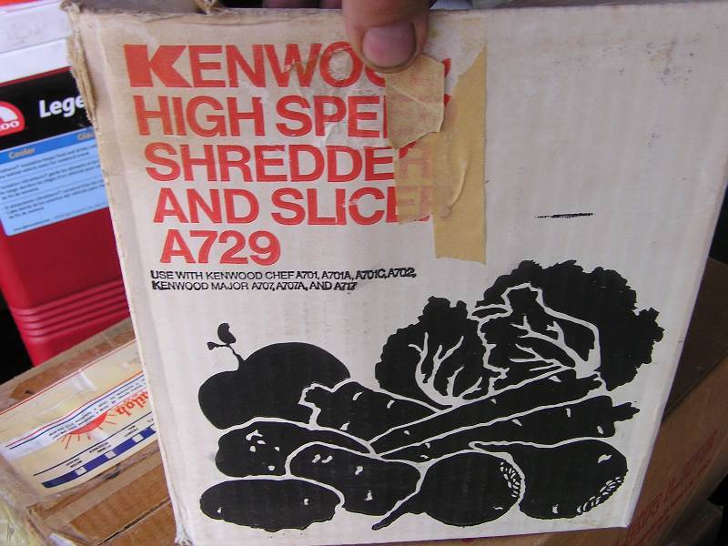 lot 40 image: KENWOOD MIXER ATTACHMENT SHREDDER  SLICER