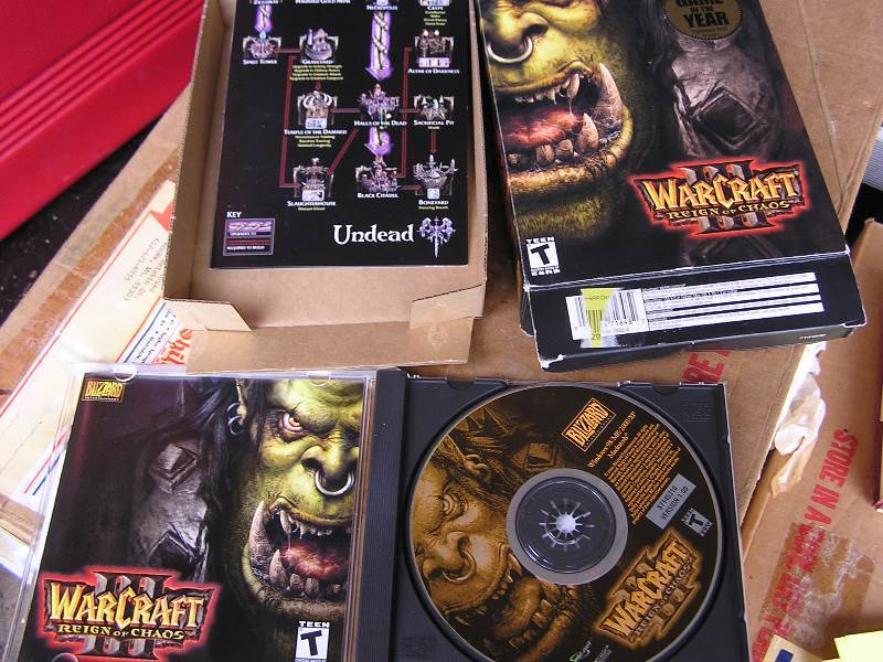 lot 51 image: WARCRAFT COMPUTER GAME