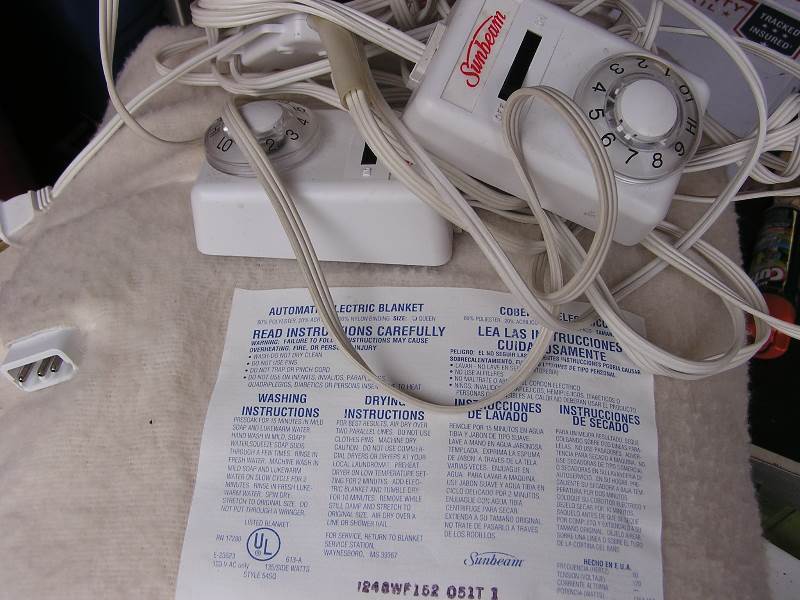 lot 87 image: ELECTRIC BLANKET QUEEN SIZE