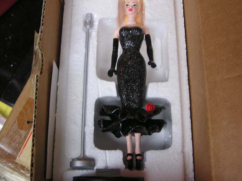 lot 91 image: DANBURY MINT BARBIE FIGURINE (repaired)