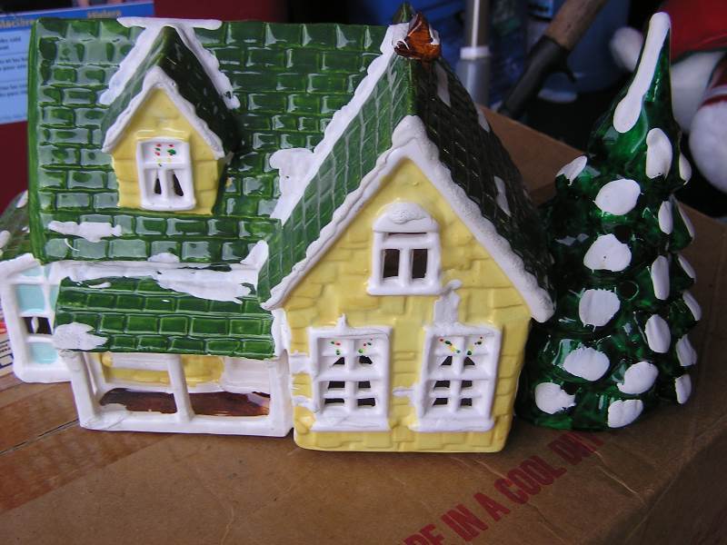 lot 95 image: DEPT 56 NANTUCKET