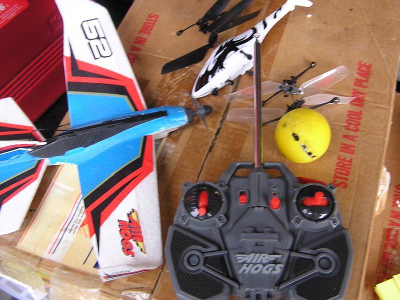 lot 63 image: AIR HOGS RC CONTROLLER AND OTHER