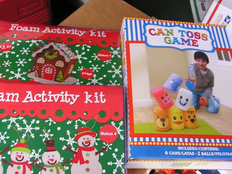 lot 66 image: CHILDRENS CHRISTMAS ACTIVITY KITS AND CAN TOSS GAME NEW