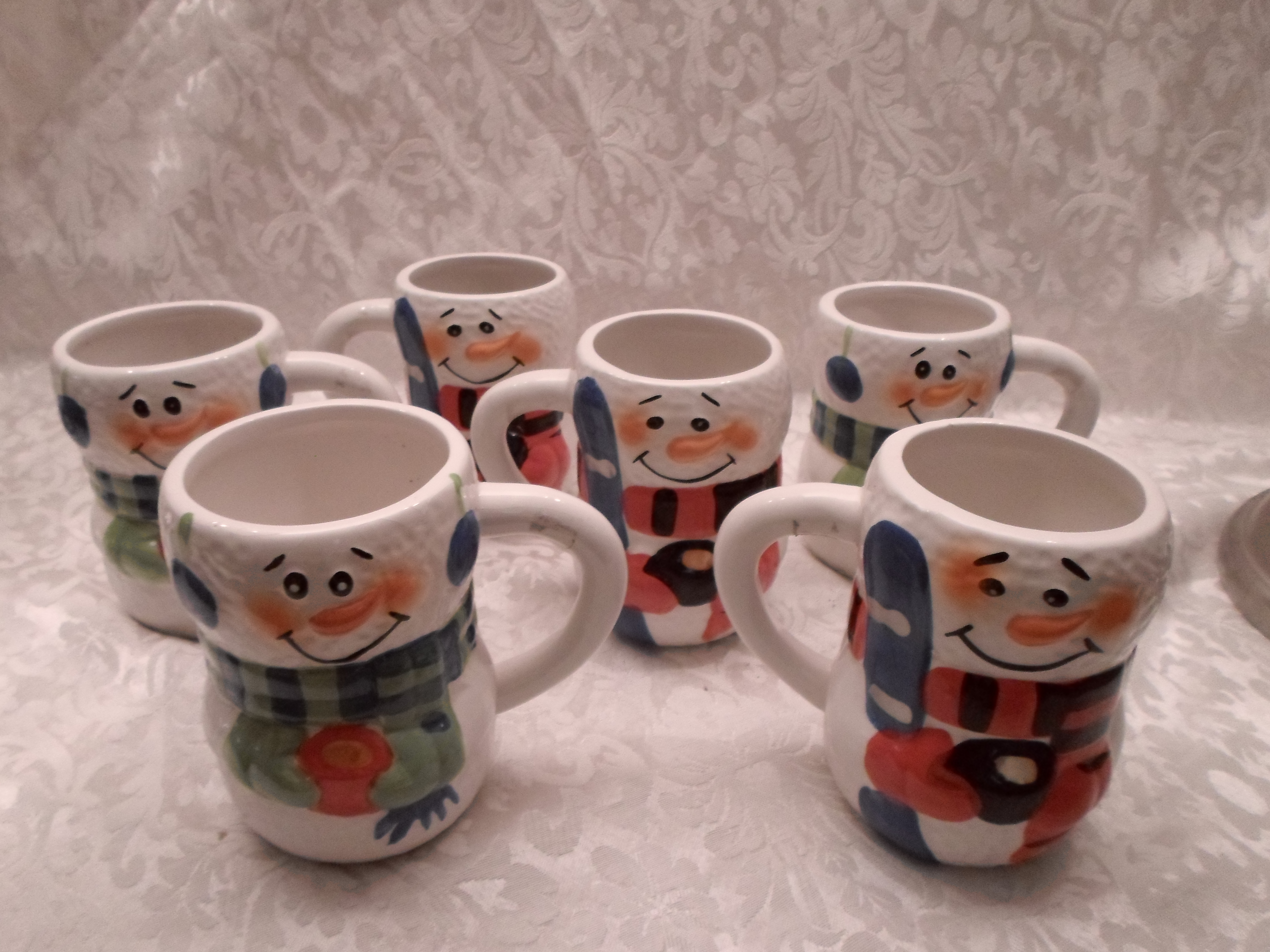 lot 24 image: Lot of 6 Snowman Mugs ...