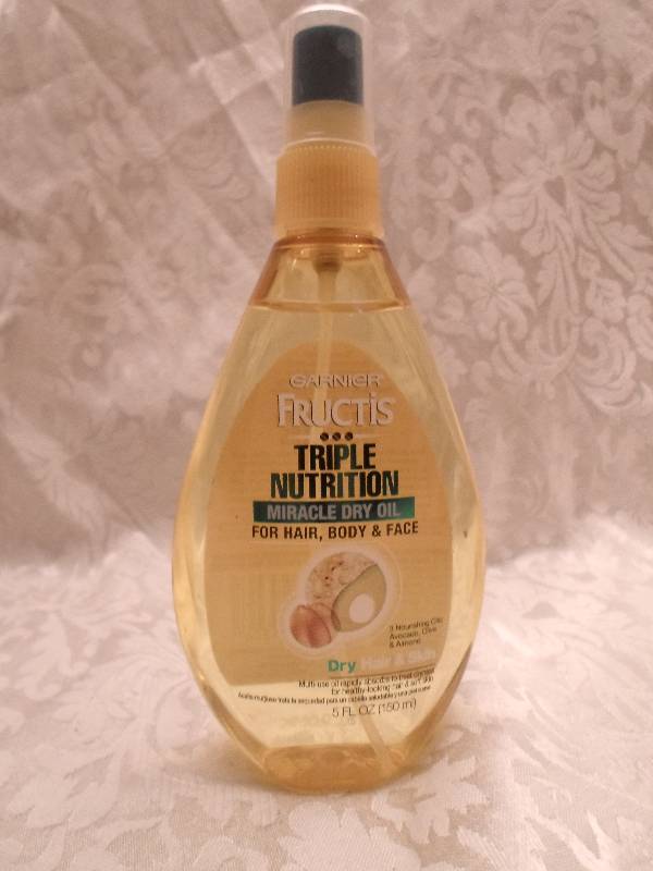 lot 32 image: Garnier Fructis Triple Nutrition Mi...
