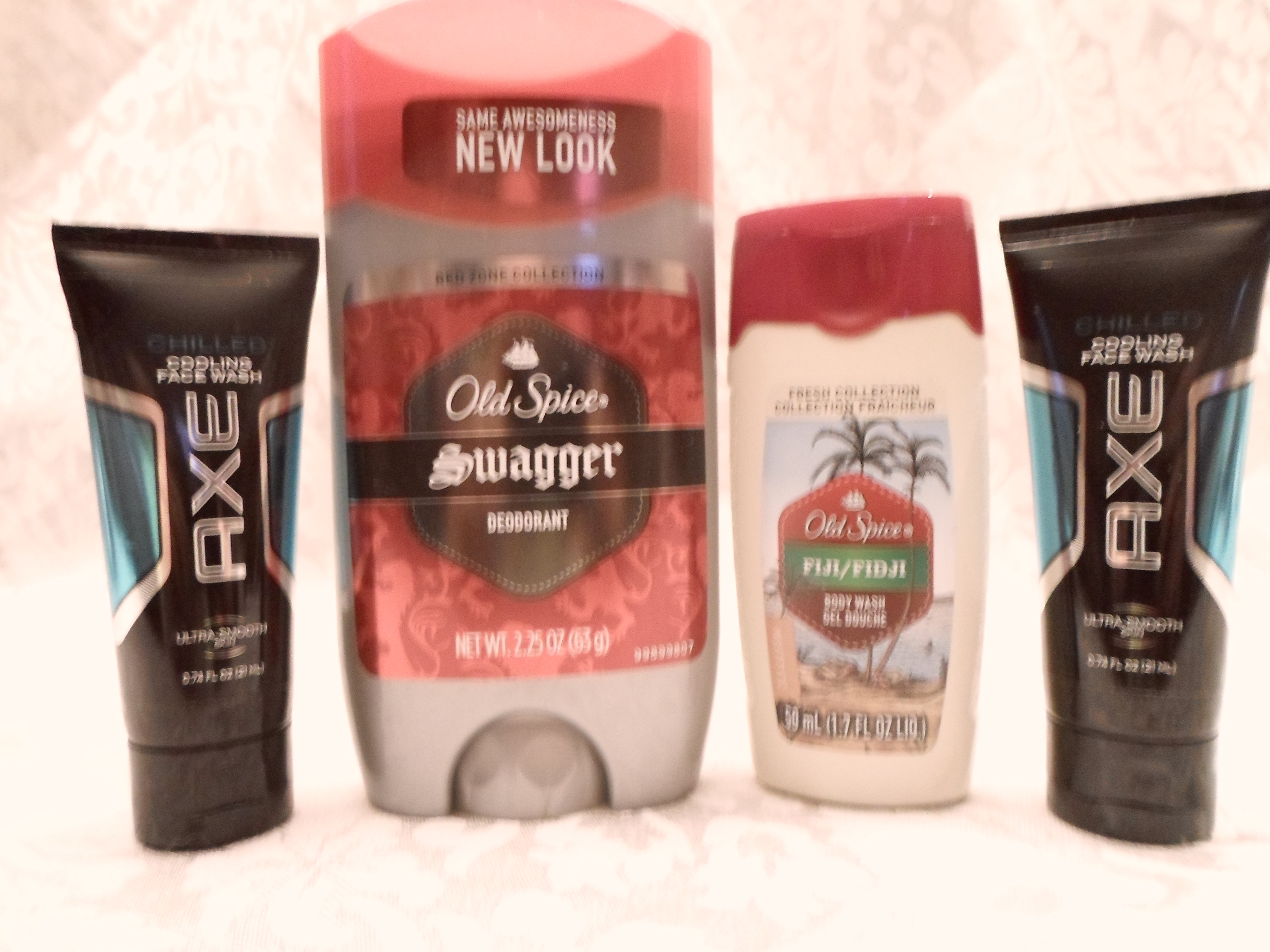 lot 35 image: Lot of 4 - 2 Trial Size Bottles Axe...