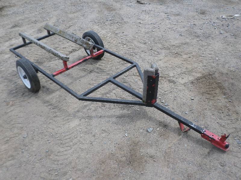 lot 18 image: 10ft Lawn Tractor Trailer, 2 Ball ...