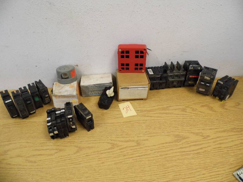 Assorted Electrical Items