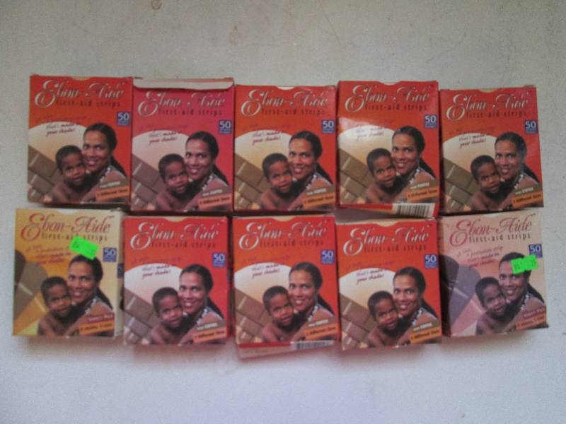 lot 2 image: 10 Ebon aide first aid strips diffe...