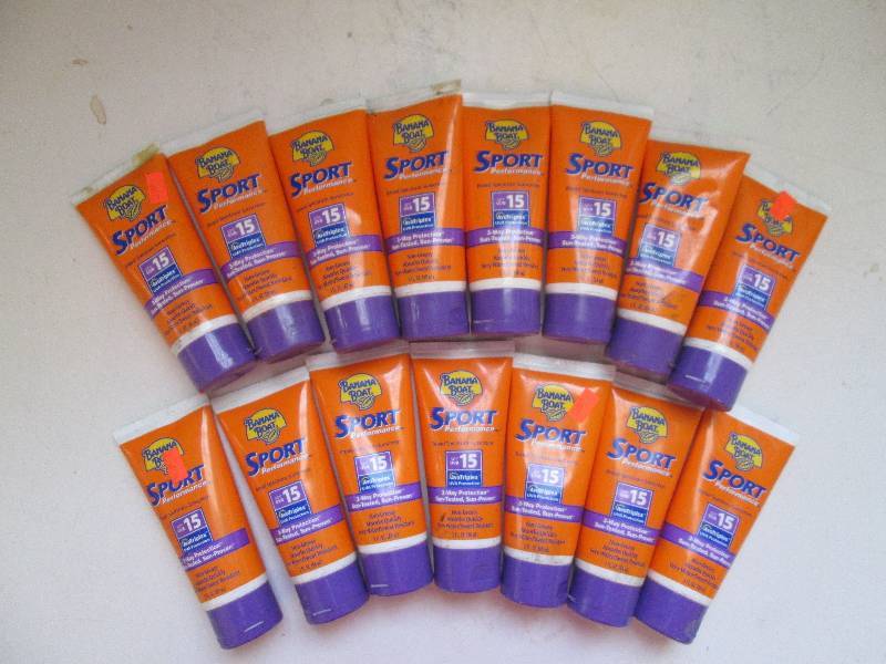 lot 5 image: lot of 15 bannana boat sport perfor...