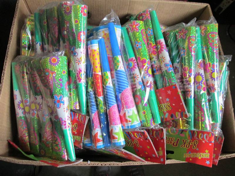 lot 22 image: bananna box of paper party horns ne...